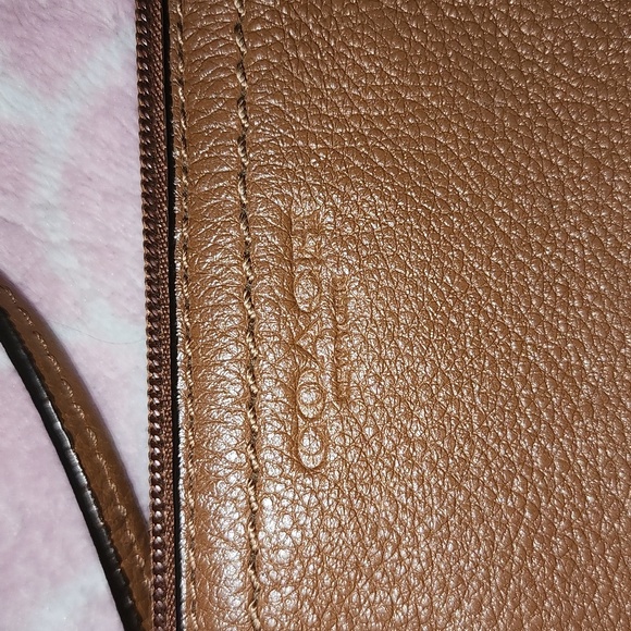 Coach Wristlet - Picture 8 of 10
